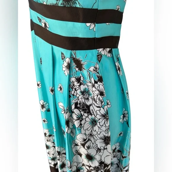 Dressbarn Floral V-Neck Midi Dress in Turquoise and Black - Picture 7 of 10